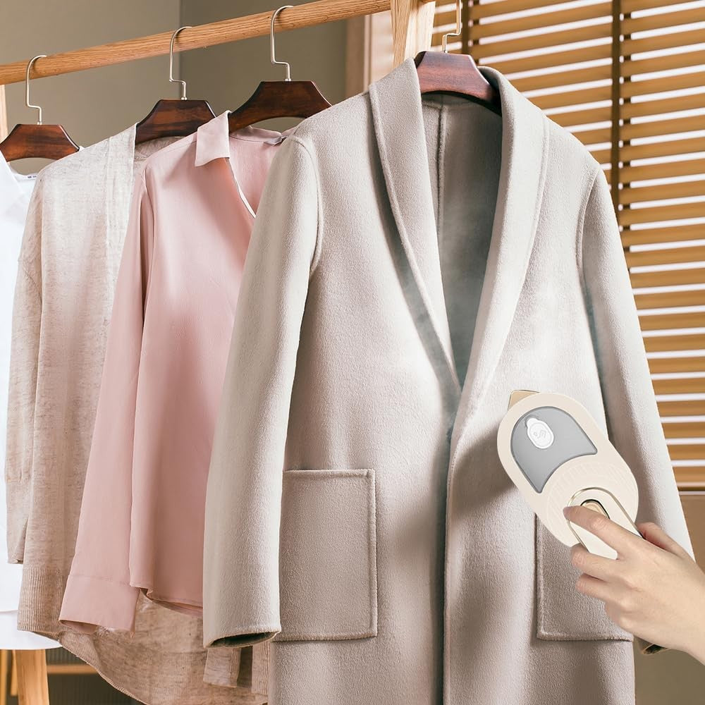 Fier de Călcat Flippy – Pliabil și Portabil, cu Abur, 50 ml, 40W, Călcare Verticală și Orizontală